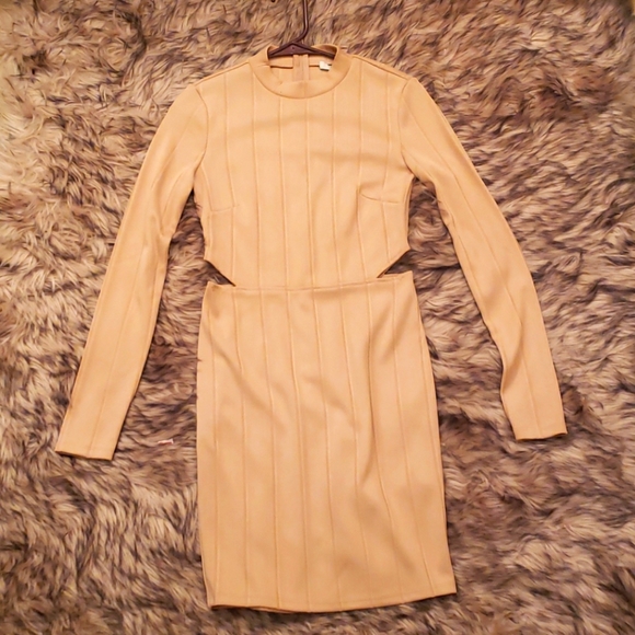 Tan dress, side cutouts, Medium, mini - Picture 2 of 4